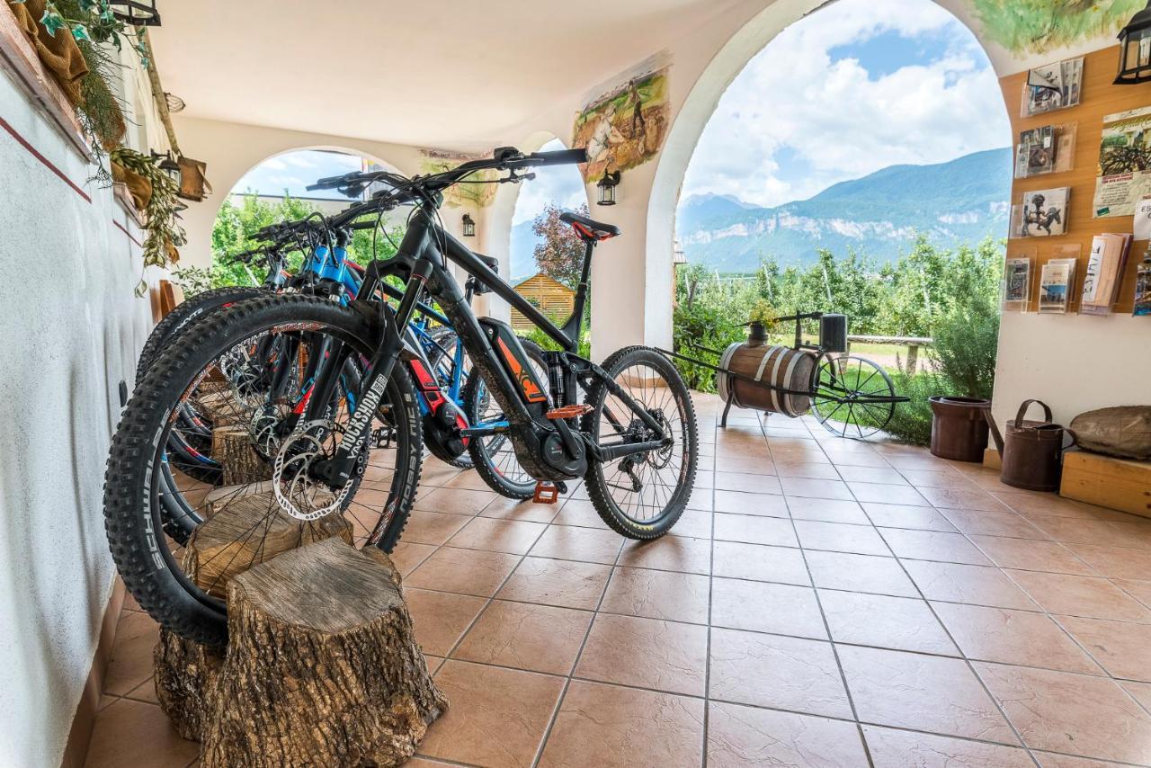 Agritur Casamela Villa Taio Eksteriør bilde